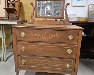 Antique dresser with mirror oak