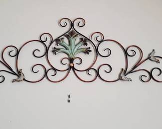 Wall accent