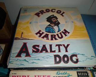 CLASSIC ROCK ALBUMS AND RECORDS