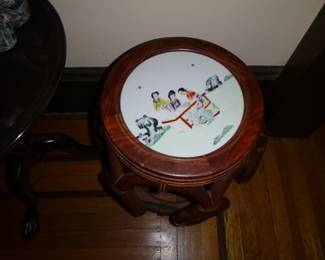 CHINESE PORCELAIN AND WOOD SIDE TABLE