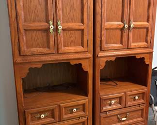 Thomasville Armoire Armoires FREE FIRST COME FIRST SERVE - MUST BRING YOUR OWN HELP TO MOVE 