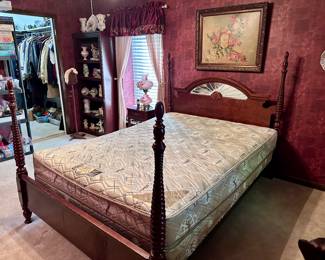Queen Size Four Post Bed