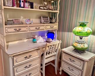 Bookcase / Desk