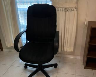 One of 2 nice office chairs