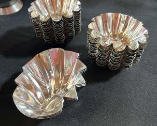 Sweden Tartlet Tins