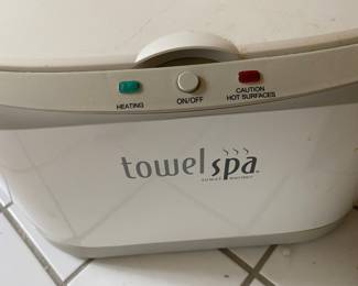 Brookstone Towel Spa Heat Towels