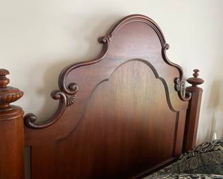 Lexington Mahogany Carved Queen Head Board Foot Board