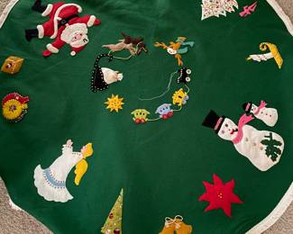 Vintage Applique Felt Wool Tree Skirt
