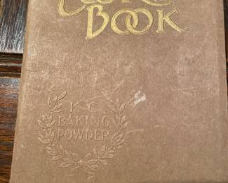 Antique THE COOKS BOOK ,Cook Book 1926