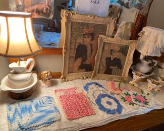 Vintage Hand Made Crotched Pot Holder, Table Linens