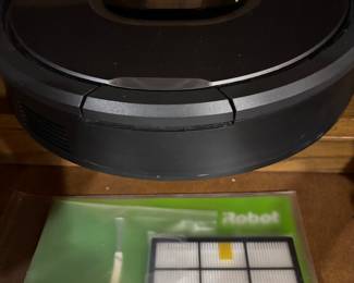 ROBOT VACUUM