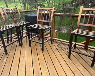 4 CHAIRS GOES WITH OUTDOOR BAR