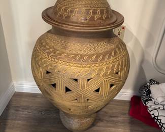 CERAMIC POT