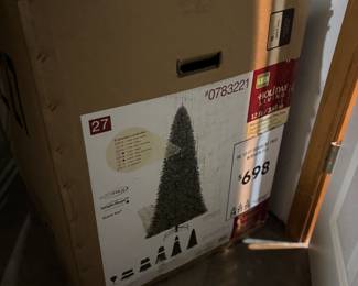 XMAS TREE