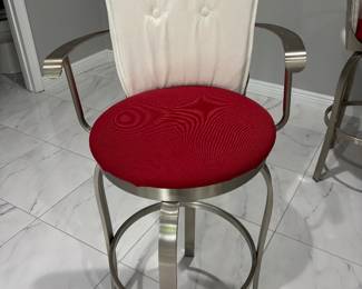 6 BAR STOOLS