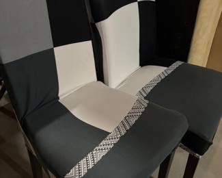 PAIR OF CHAIRS
