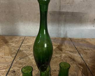 DECANTER