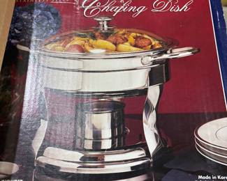 CHAFING DISH