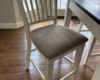 HIGH TOP TABLE AND 8 CHAIRS