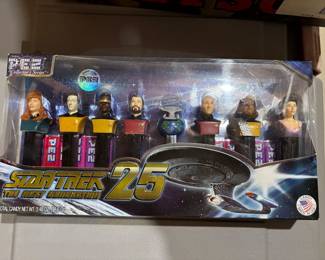 STAR TREK PEZ NEW IN BOX