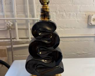 Mid-Century Black & Gold Ceramic Table Lamp. Measures 18" H.