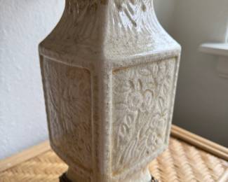 Vintage Table Lamp. Measures 18" H. Only 1. Photo 2 of 2.