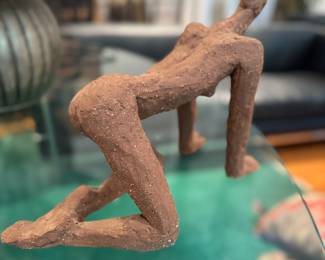 Kneeling Femle Figurine. Photo 2 of 2.