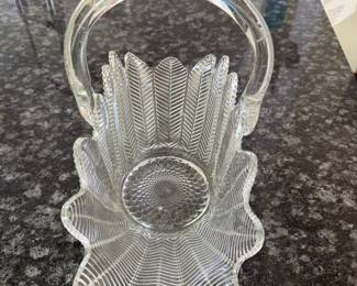 Vintage L.E. Smith Herringbone Feather Shaped Basket. Photo 2 of 2.