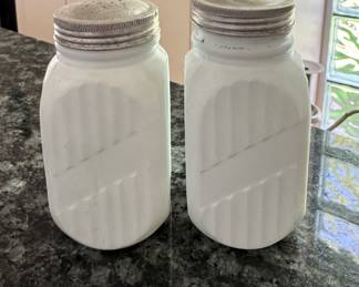 Pair of Vintage Anchor Hocking Milk Glass Salt & Pepper Shakers. Photo 1 of 2.