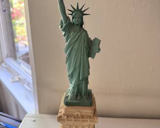 Statue of Liberty Statue. Photo 1 of 2.