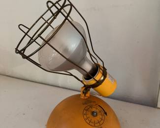 Vintage GE Tanning / Sun Lamp. Photo 1 of 2.