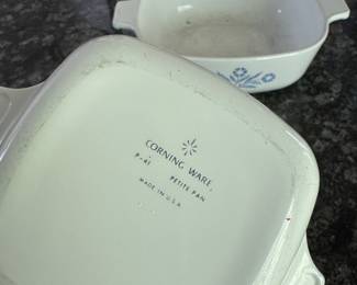 Vintage Blue Cornflower Corning Ware Petite Pan & 1 Quart Casserole - 2 Available. No Lids. Photo 3 of 4.