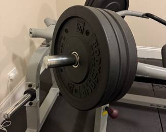 Body Solid ProClub Line Leverage Bench Press. Photo 3 of 4.