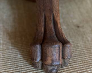 Vintage Oak Pedestal Dining Table with Claw Feet. Measures 48" D x 28" H with 25" Clearance. Photo 4 of 4.