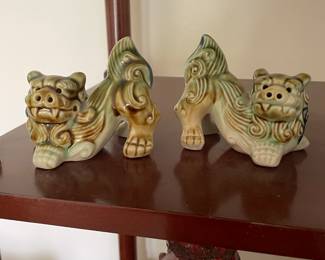 Pair of Vintage Foo Dogs Lion Ceramic