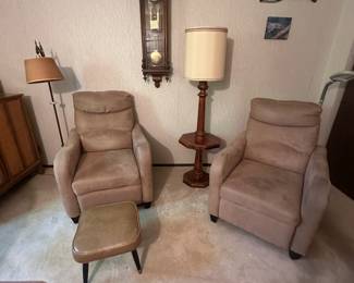 Reclining Chairs, Foot Rest, Lamps and Wall Art