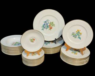 set of china dinnerware