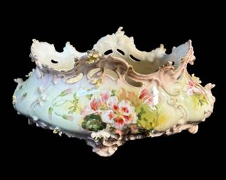 elaborate porcelain center piece