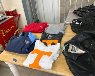 TN Titans & TN Vols Clothes Items