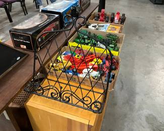 Wrought Iron Metal Recipe Book Stand