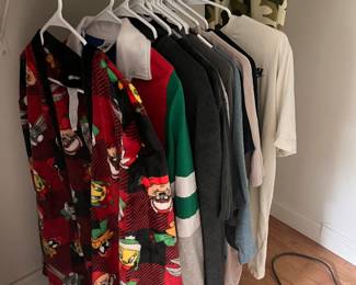Men's size S - Patagonia, Nixon & more