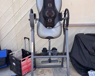Innova inversion table