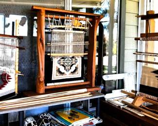 Weaving looms