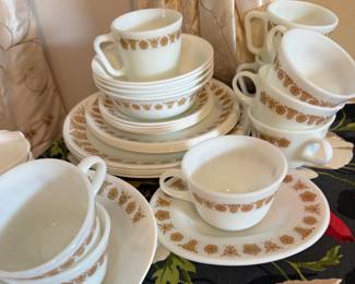 Corelle/Pyrex