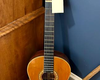 Kiso-Suzuki Model CN-99 Guitar