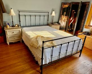 Queen Size Iron Bed