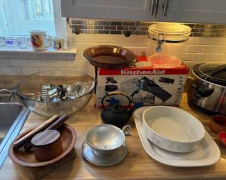 Corning Ware & Pyrex