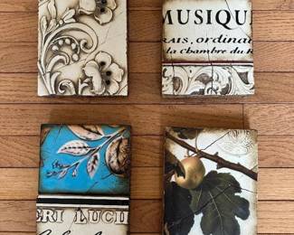 Sid Dickens tiles inPixio