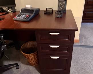 Magellan L-Shaped Corner Desk