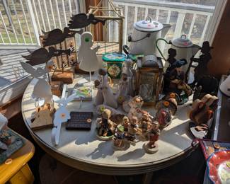 Even more Knick-Knacks GALORE!
